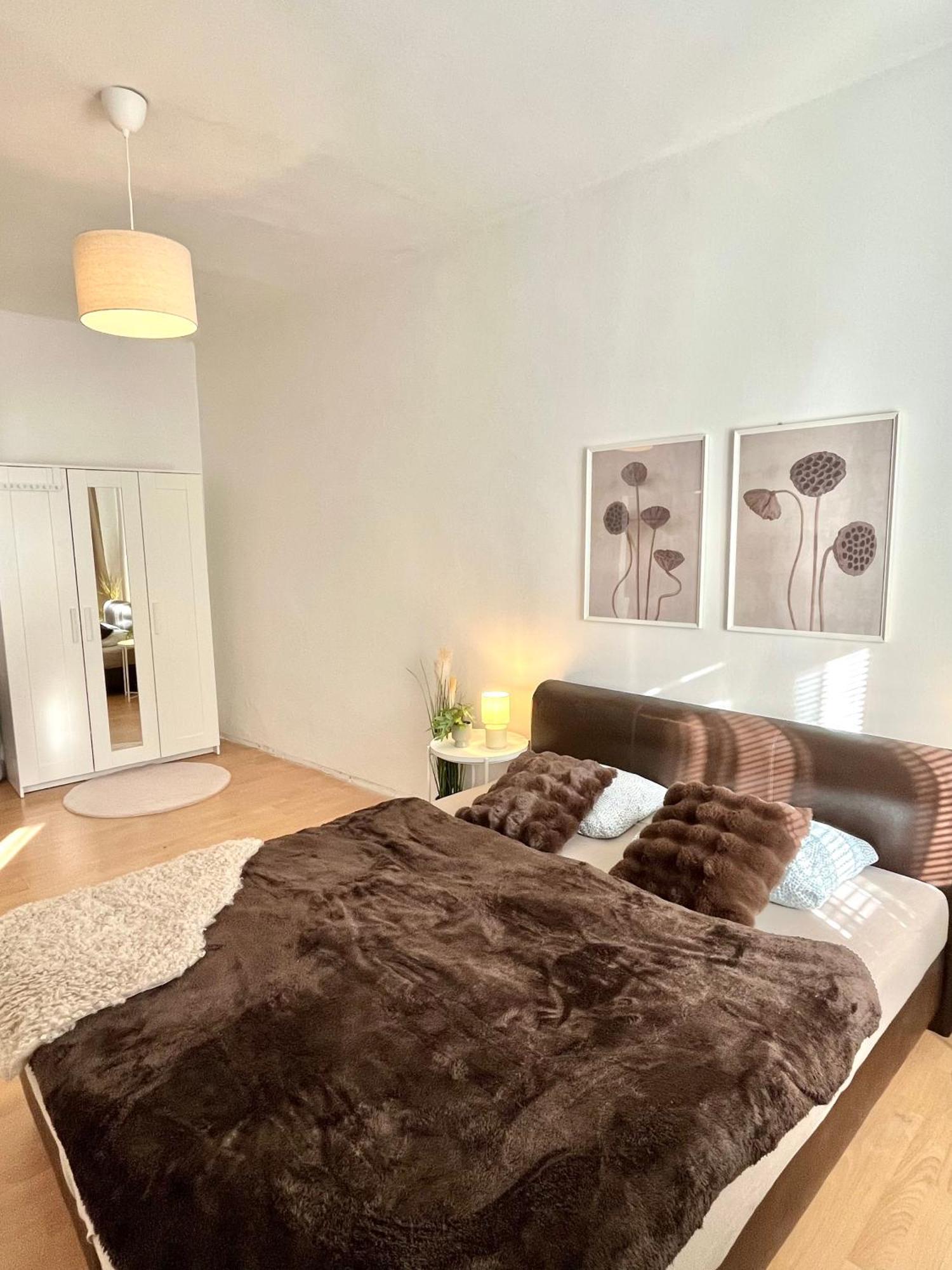 Apartment Caroline - Old Town, Ac Bratislava Ngoại thất bức ảnh